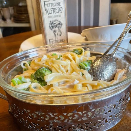 Meal Kit - Millie's Gourmet - Fettucine Alfredo