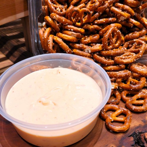 Creamy Red Pepper Pretzel Dip per lb.