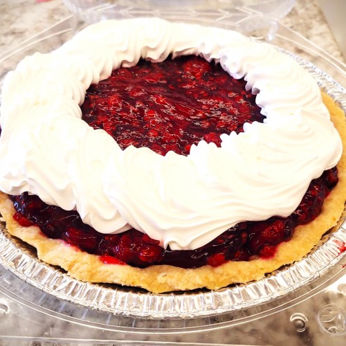 Homemade Raspberry Cream Pie